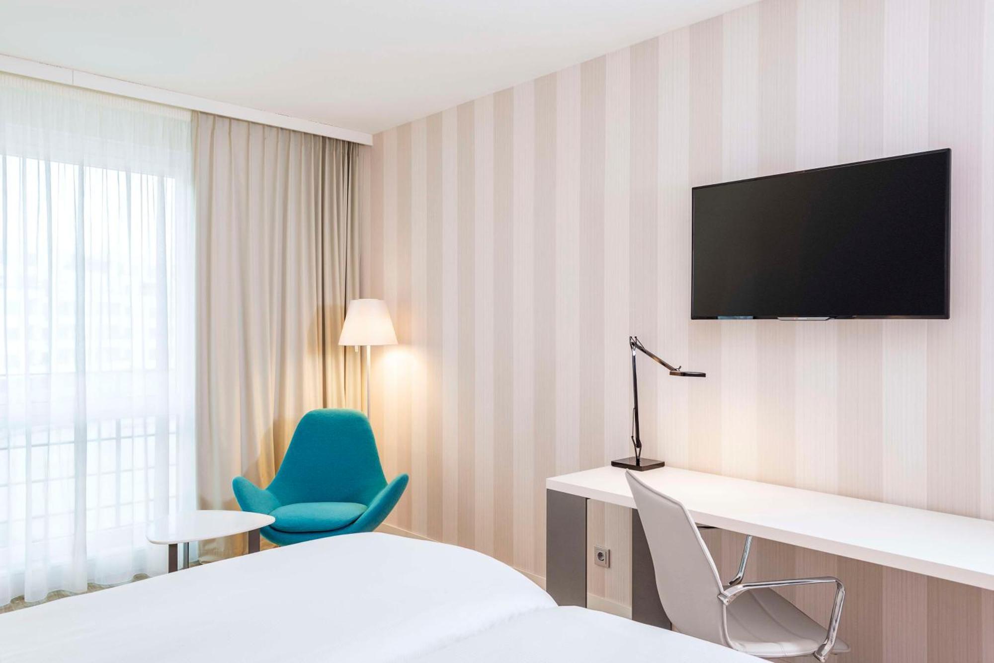 Hotel Nh Alexanderplatz Berlino